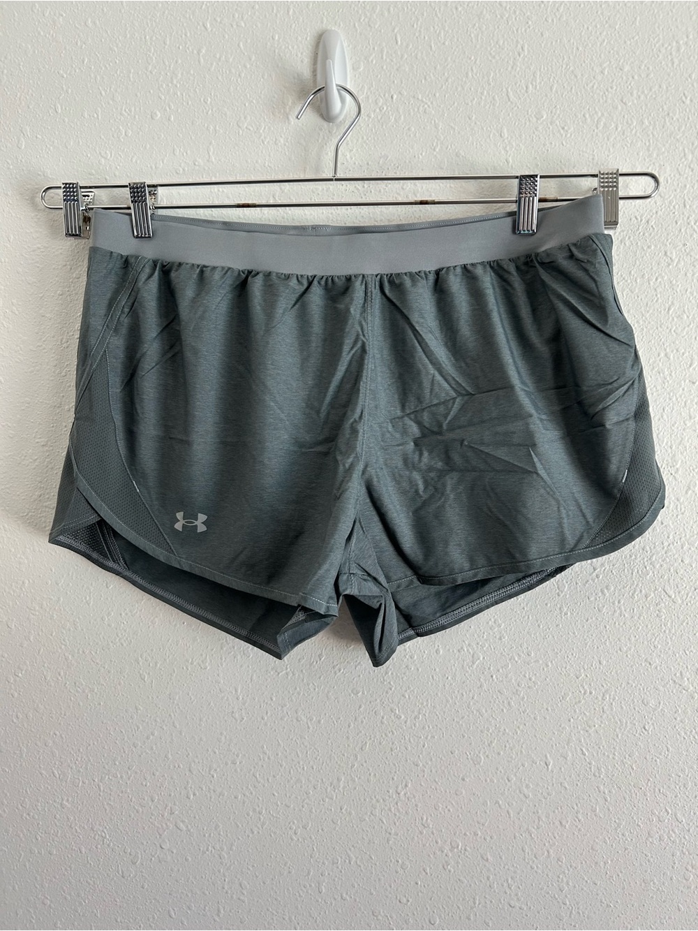 Under Armour Fly-By Running Shorts Women's Size XL Gray Liner Loose Fit